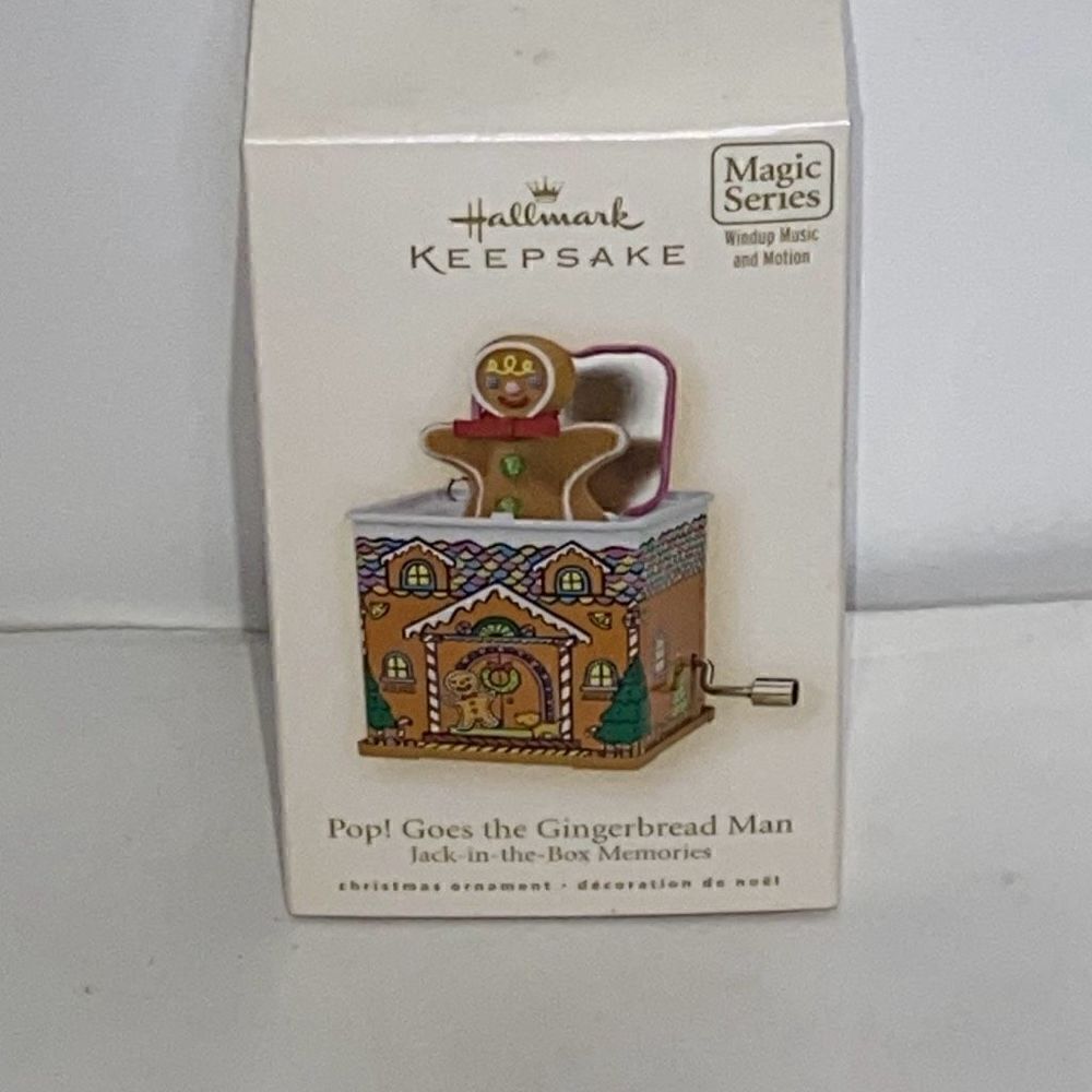 Hallmark Multicolor Pop! Goes the Gingerbread Man Keepsake Ornament NWT